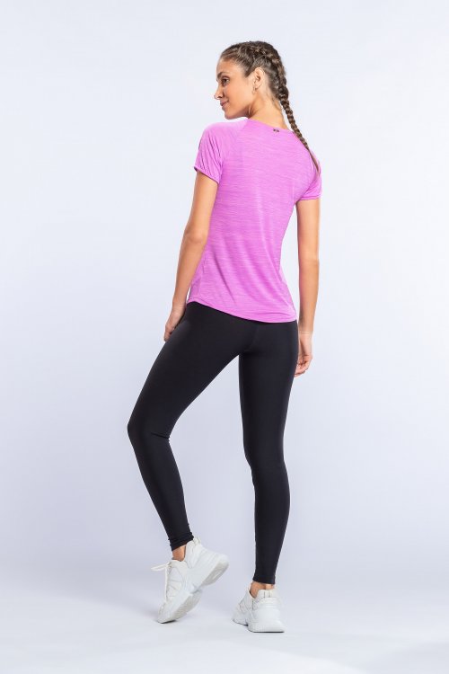 Blusa Sportif Impulse Acid Purple e Calça Fusô Active Essential Preto Blusa Sportif Impulse Acid Purple e Calça Fusô Active Essential Preto