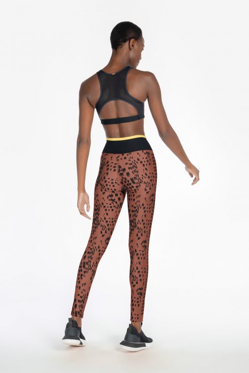 Top Cut e Calça Legging Graphic Beat Top Cut e Calça Legging Graphic Beat