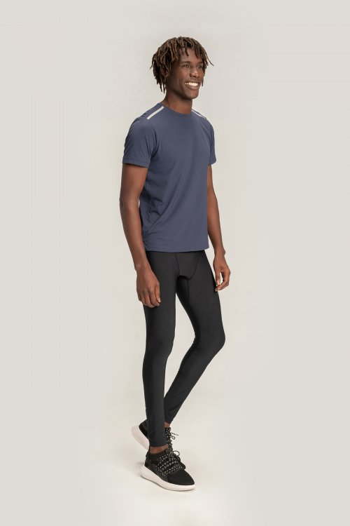 Camiseta LIVE! Reflex Co² Navy e Calça Pro Training Essential Noir Black Camiseta LIVE! Reflex Co² Navy e Calça Pro Training Essential Noir Black