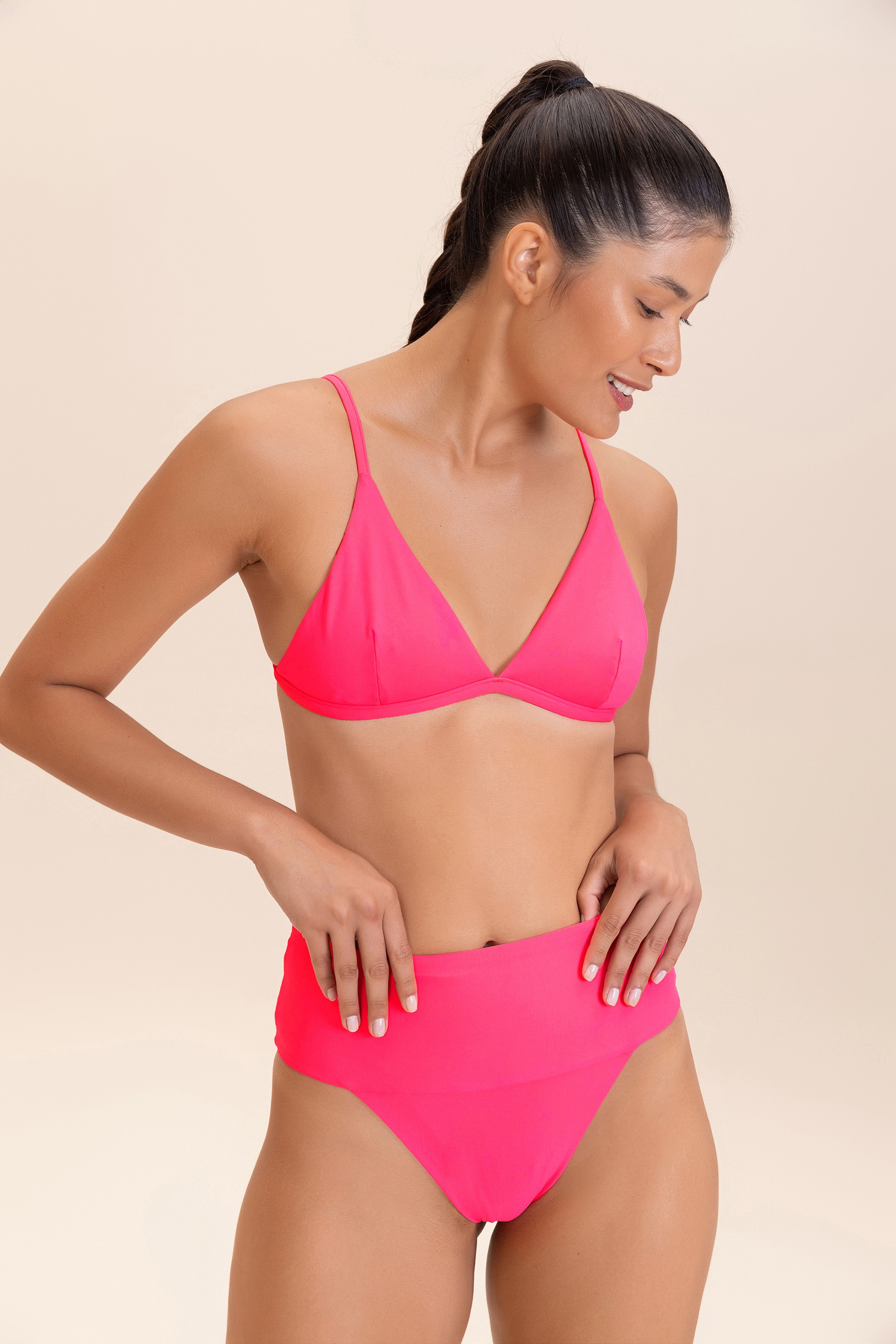 Live! — Tanga Hot Pants Sense®
