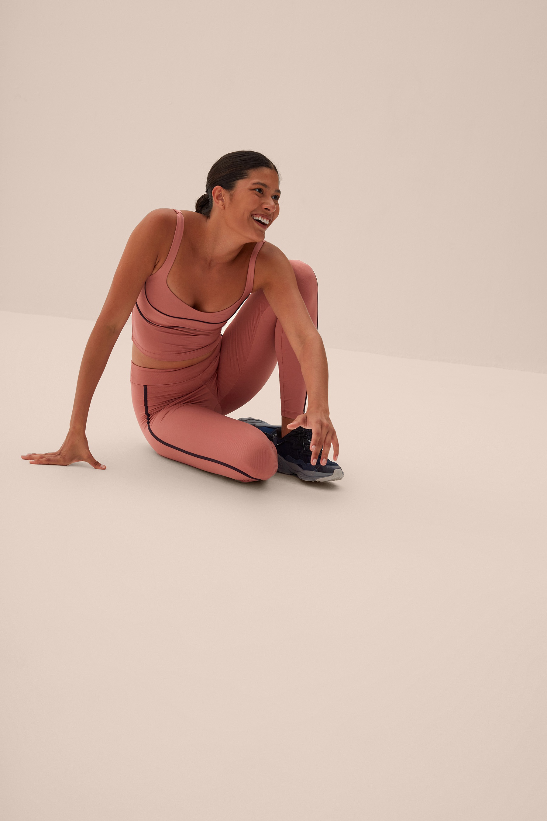 Live! — Calça Fusô Cut Out Allure®Adaptiv