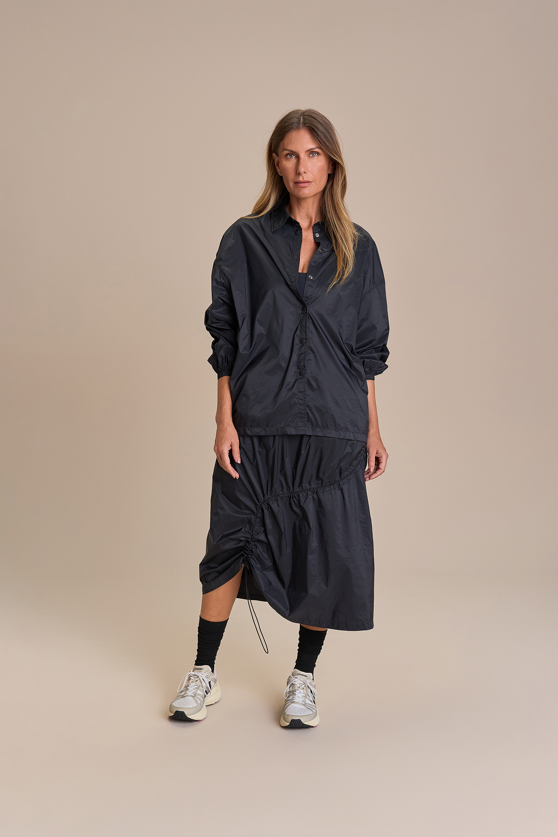 Live! — Saia Midi Nylon Light
