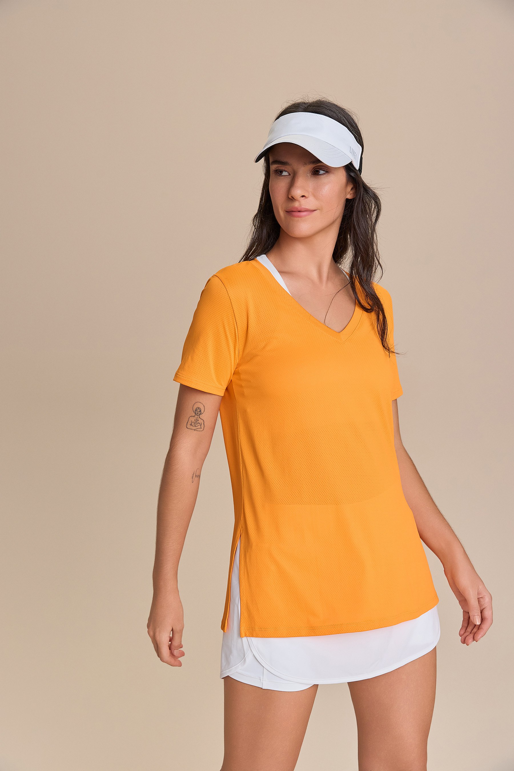 Live! — Camiseta V Action