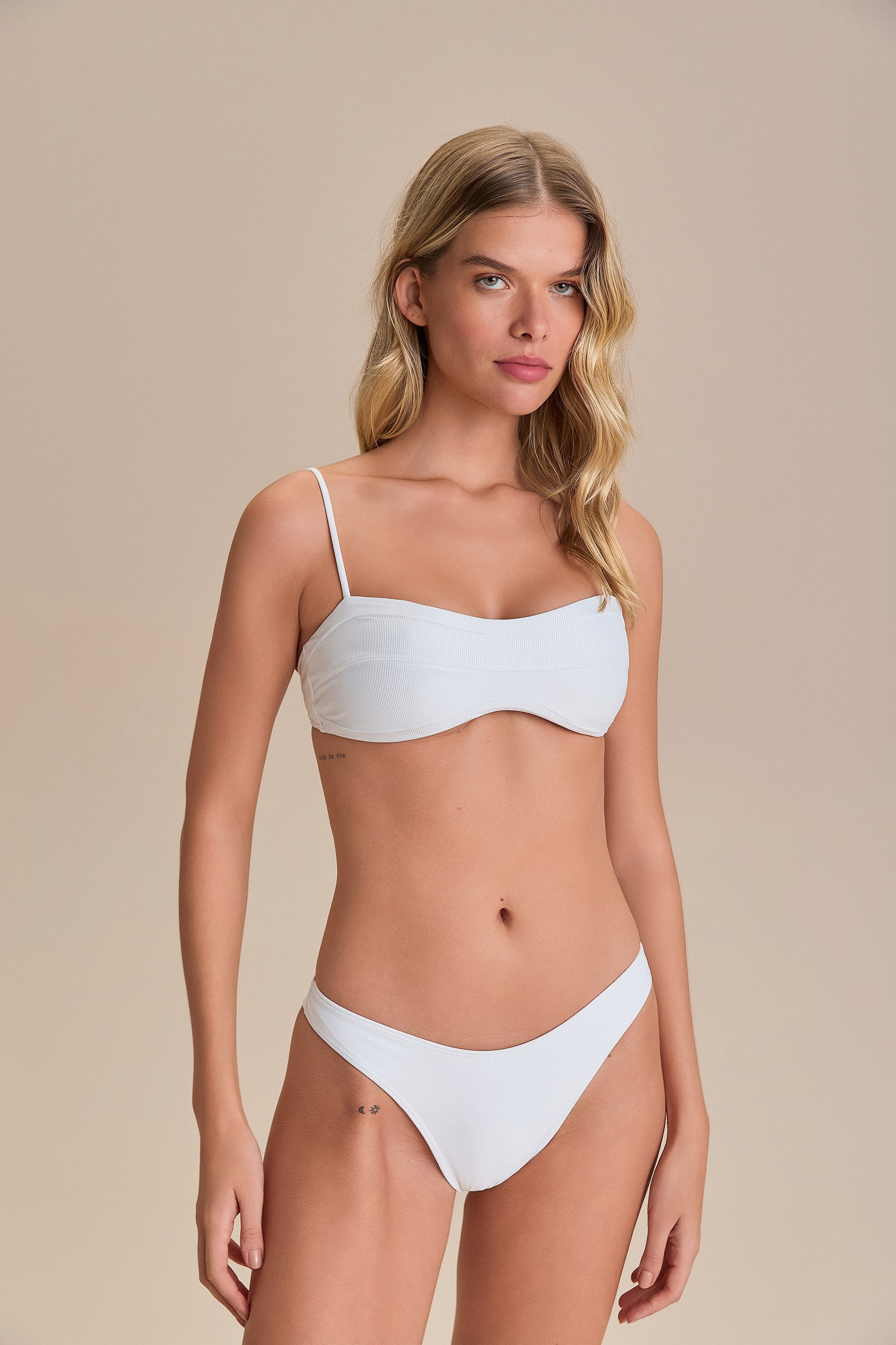 Live! — Top Faixa Allure® Adaptiv