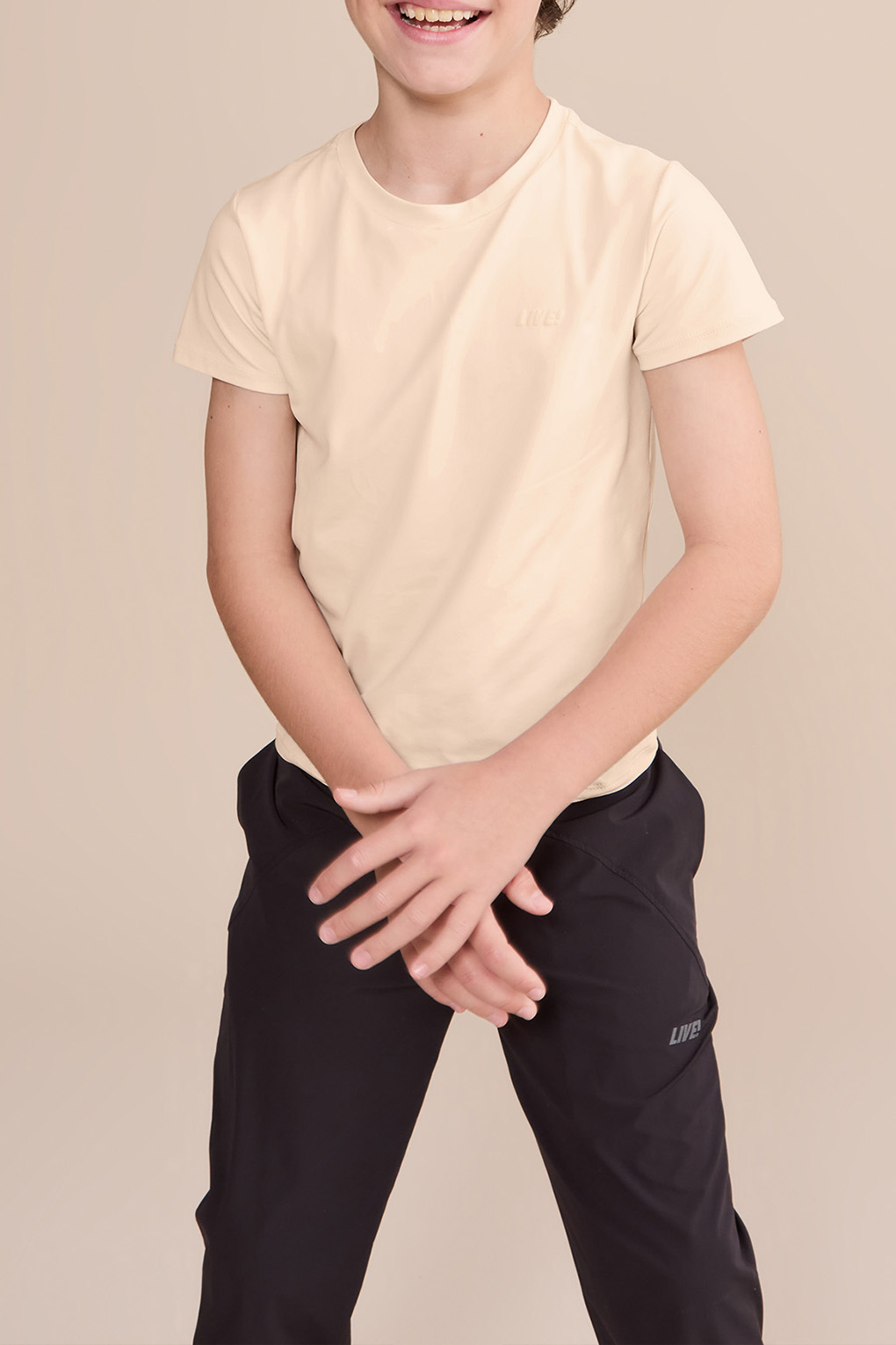 Camiseta Comfy Broad Kids — LIVE!