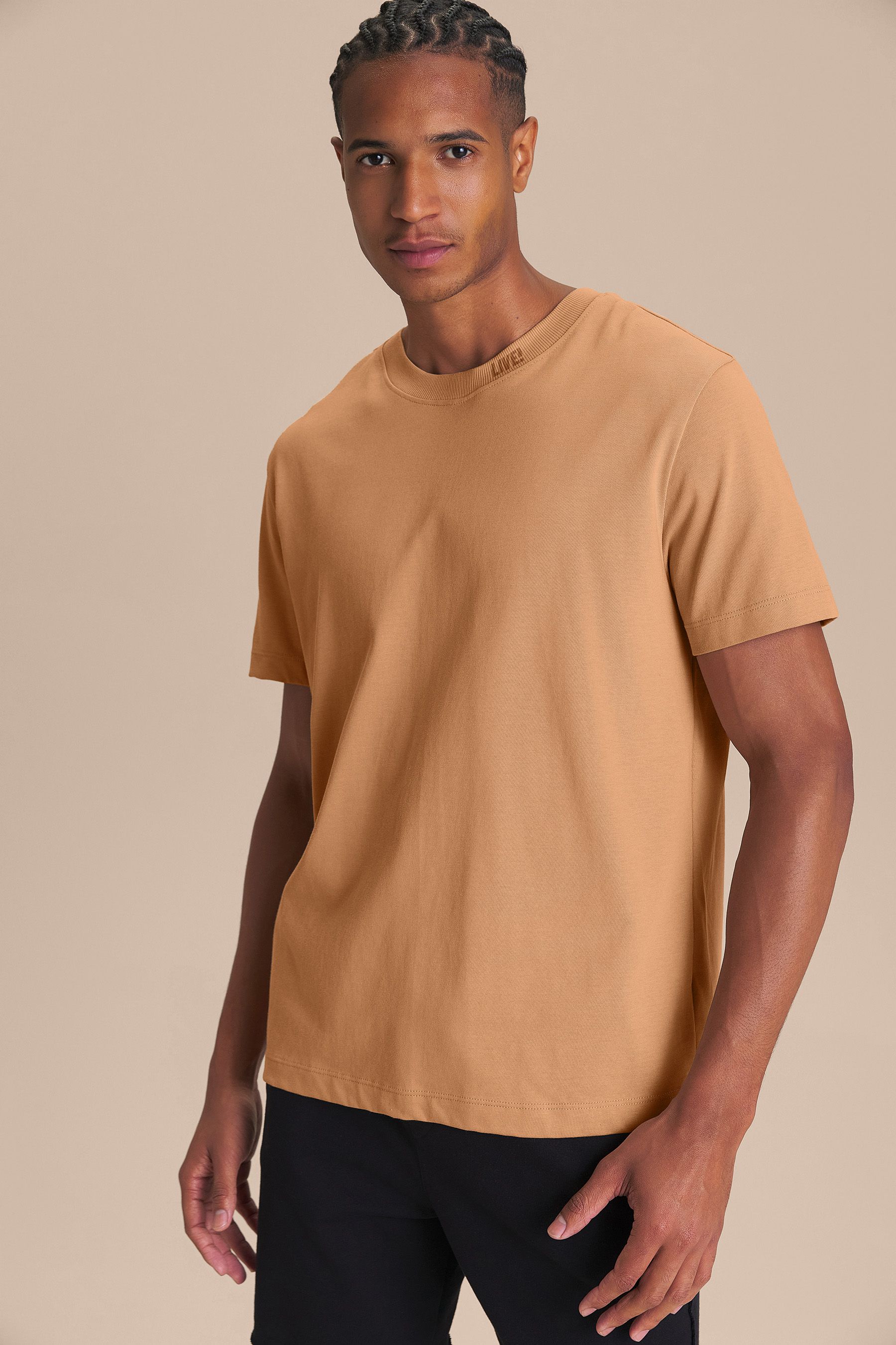 Camiseta Casual Over Men — LIVE!