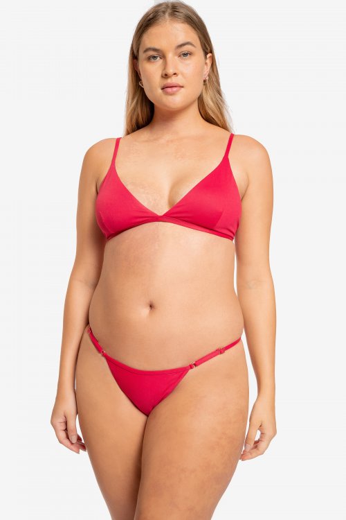 Top Triangle Essential Top Triangle Essential