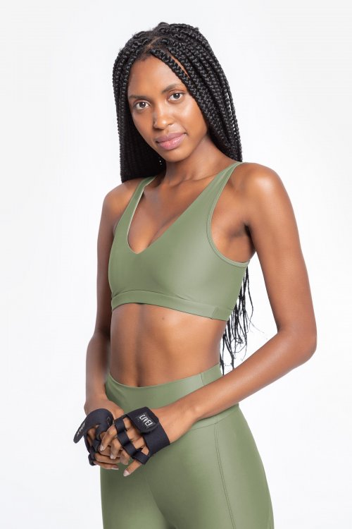 Top Fresh Twist Essential Top Fresh Twist Essential