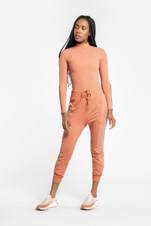 Blusa Minimal Lines Blusa Minimal Lines