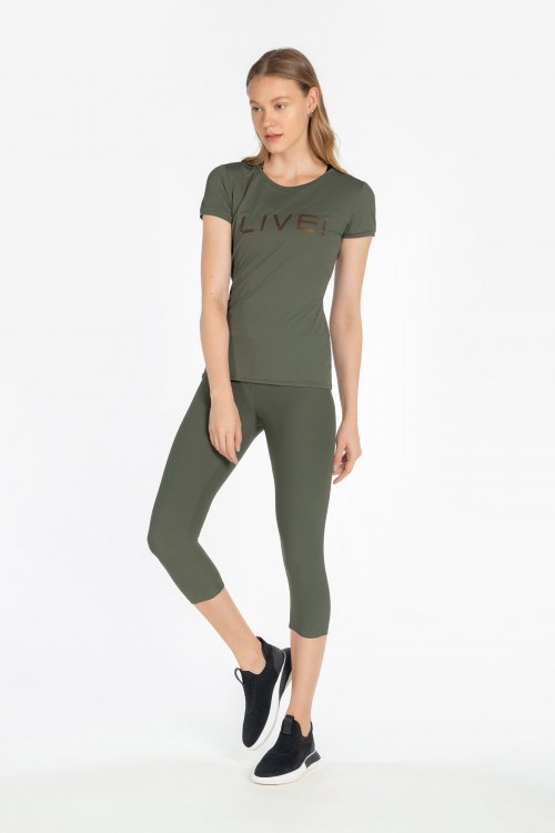Blusa Basic LIVE! Holographic Blusa Basic LIVE! Holographic