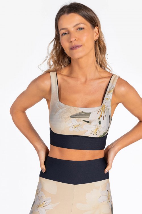 Top Reversible Flourish Top Reversible Flourish