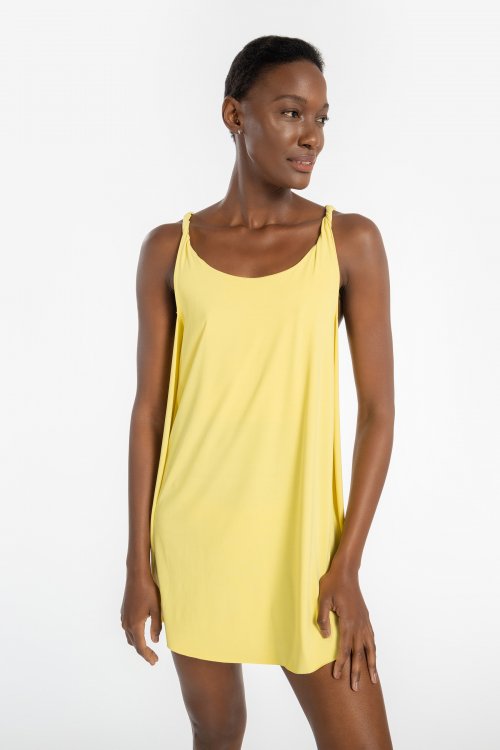 Vestido Twist Essential Vestido Twist Essential
