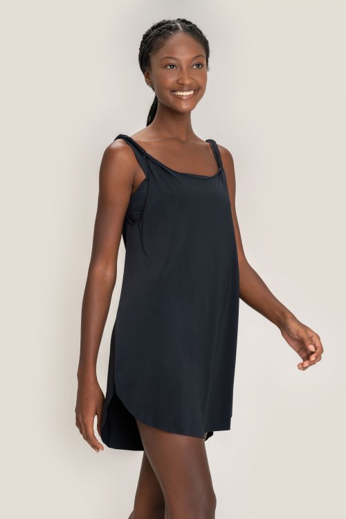 Vestido Twist Essential Vestido Twist Essential
