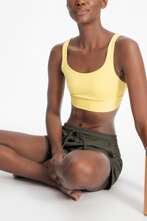 Top Strappy Wellness Essential Top Strappy Wellness Essential