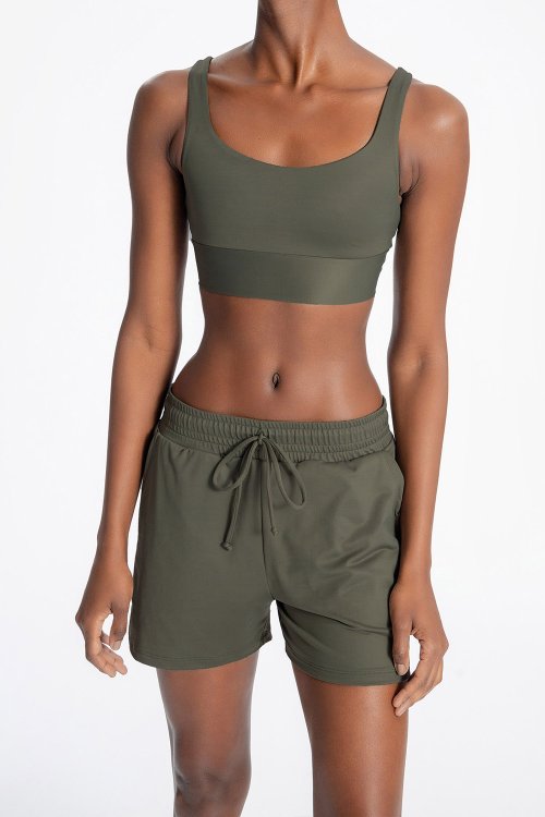 Top Strappy Wellness Essential Top Strappy Wellness Essential