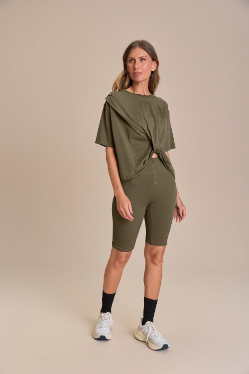 Bermuda Zip Seamless Knit®